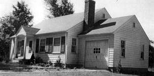 Picture of 61 East Washington Street circa 1940