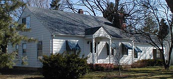 Picture of 63 East Washington Street Prior to 2013 remodeling
